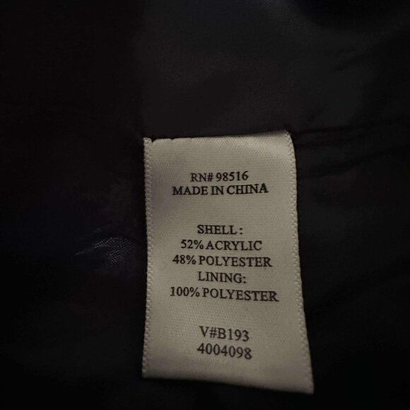 Coldwater Creek EUC women's 14 purple multi-color 2 button closure - Picture 5 of 5